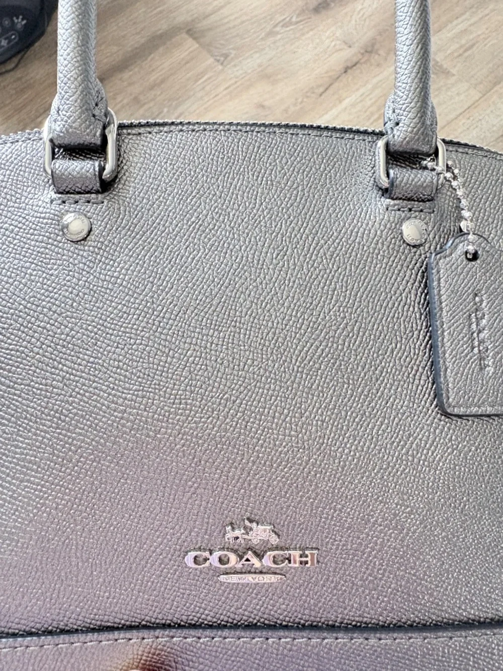 LIKE BRAND NEW Coach Metallic Silver Mini Sierra Satchel F22315